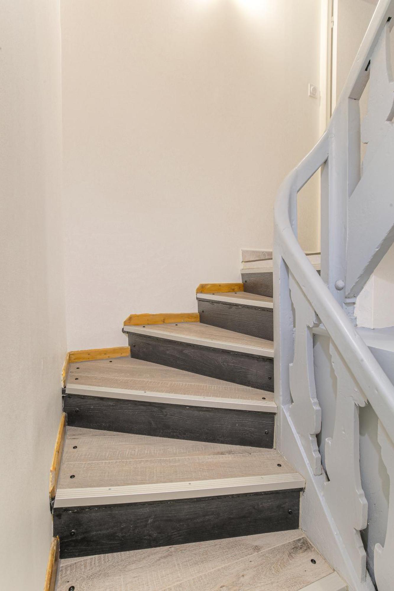 Lagnieu Le Triplex, 2 Chambres, 2 Salles De Bain מראה חיצוני תמונה